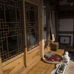 Отель Dahmsojung Hanok Guesthouse Южная Корея, Сеул - отзывы, цены и фото номеров - забронировать отель Dahmsojung Hanok Guesthouse онлайн развлечения