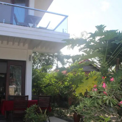 Отель Trust Homestay Villa балкон