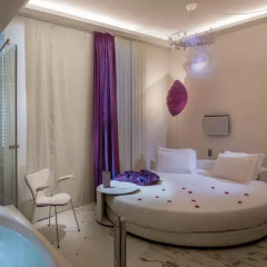 Отель SuiteSistina for Lovers 3* Улучшенный номер с различными типами кроватей фото 8