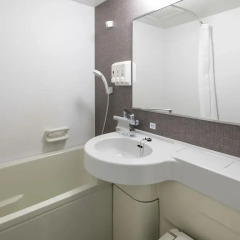 Comfort Hotel Tokyo Higashi Nihombashi 3* Стандартный номер с различными типами кроватей