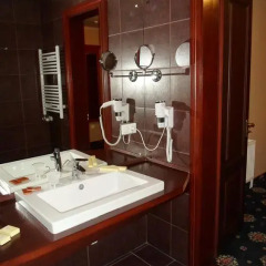 H & K Imperial Plus Hotel 4* Номер Комфорт фото 11