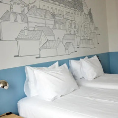 Отель Lisbon Check-In Guesthouse 3* Стандартный номер с различными типами кроватей (общая ванная комната) фото 4