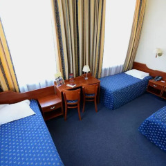 Hotel Tumski 3* Стандартный семейный номер с двуспальной кроватью фото 8