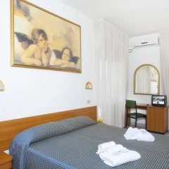 Hotel Nizza 2* Стандартный номер с двуспальной кроватью фото 3