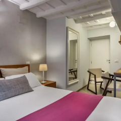 Отель The Spanish Suite 2* Стандартный номер с различными типами кроватей фото 7