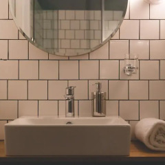Fabrika Hostel & Suites Hostel Тбилиси ванная фото 2