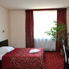 Hotel Korona 3* Номер Комфорт фото 5