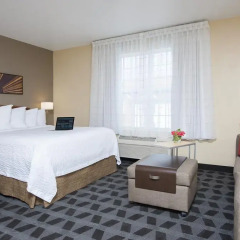 Отель TownePlace Suites by Marriott Indianapolis - Keystone Студия с различными типами кроватей фото 2