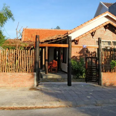 Отель Wooden House 3 Vacation Rental Хойан парковка
