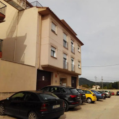 Отель Apartamentos Querol Вальдерробрес парковка
