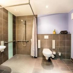 Отель ONE80° Hostels Berlin Германия, Берлин - - забронировать отель ONE80° Hostels Berlin, цены и фото номеров ванная