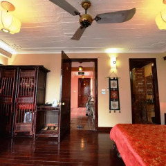 Queen Travel Boutique Hotel - Hang Bac 3* Номер Делюкс фото 9