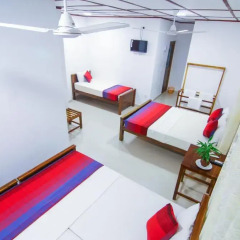 Thilaka City Hotel 2* Номер Делюкс с различными типами кроватей фото 4