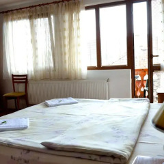 Отель Guest House Mavrudieva 2* Стандартный номер с двуспальной кроватью фото 10
