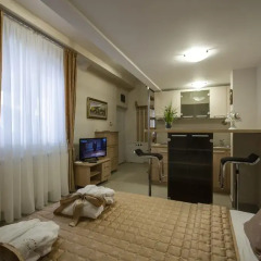 Апартаменты Apartments Jevtic комната для гостей фото 2