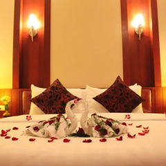 Отель Patong Hemingways 4* Улучшенный номер фото 10