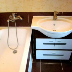 Гостиница GC Apartments Kosmonavtov Беларусь, Брест - отзывы, цены и фото номеров - забронировать гостиницу GC Apartments Kosmonavtov онлайн ванная