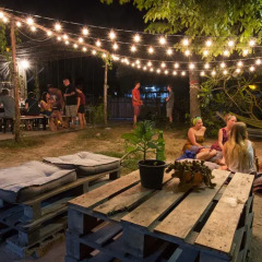 Hostel 69 Koh Tao питание
