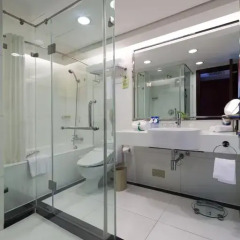 Отель Holiday Inn Shanghai Hongqiao Central 4* Представительский люкс с различными типами кроватей фото 9