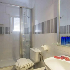Отель Hostal Pericón Испания, Кониль-де-ла-Фронтера - отзывы, цены и фото номеров - забронировать отель Hostal Pericón онлайн ванная