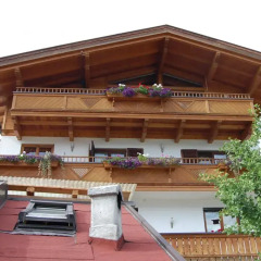 Отель Haus Amalie бассейн