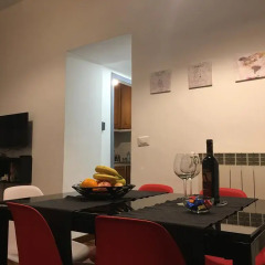 Апартаменты Cozy Halldis studio just 10 minutes walk from Colosseum Рим комната для гостей фото 5