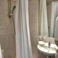 Отель Hôtel Lépante 2* Стандартный номер с двуспальной кроватью фото 8