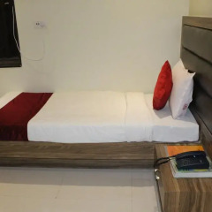 Hotel Meera 3* Номер Делюкс с различными типами кроватей фото 5