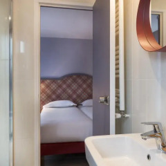 Отель Hôtel Boris V. by Happyculture ванная фото 2