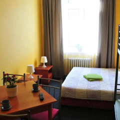 Hostel Alia Стандартный номер с двуспальной кроватью (общая ванная комната) фото 6