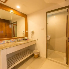 Отель The Viridian Resort 3* Номер Делюкс с двуспальной кроватью фото 9