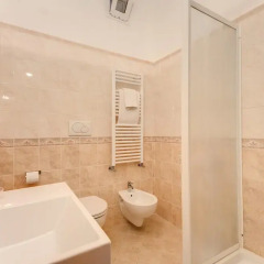 Апартаменты Elegant Apartment Campo Dei Fiori ванная фото 2