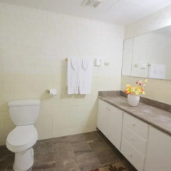 SureStay Hotel by Best Western Guam Airport South ванная фото 2