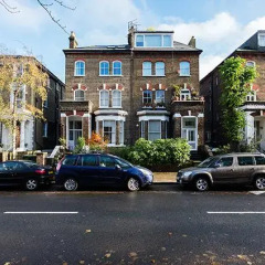 Отель Vive Unique House Parkhill Road Hampstead парковка