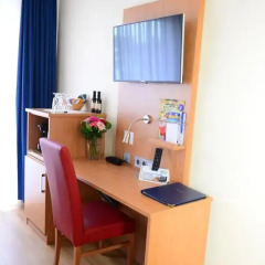 TIPTOP Hotel National Düsseldorf 3* Стандартный номер с различными типами кроватей фото 5