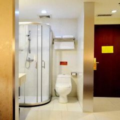 Pazhou Hotel 3* Номер категории Эконом с различными типами кроватей фото 6