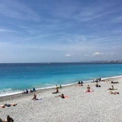 Отель Modern Studio in the Heart of Nice Франция, Ницца - отзывы, цены и фото номеров - забронировать отель Modern Studio in the Heart of Nice онлайн пляж