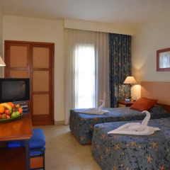 Marina Plaza Hotel Tala Bay 4* Стандартный номер с различными типами кроватей фото 6