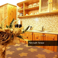 Апартаменты Pretty Bay Apartments в номере