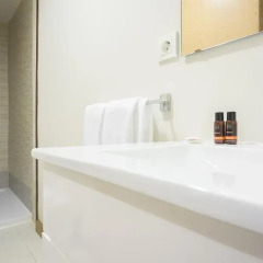 Отель By Sweet Hotel B Испания, Валенсия - отзывы, цены и фото номеров - забронировать отель By Sweet Hotel B онлайн ванная