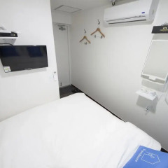 Отель K-GUESTHOUSE Insadong 2 2* Стандартный номер с двуспальной кроватью фото 5