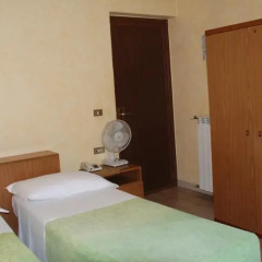 Hostel Verona Стандартный номер с 2 отдельными кроватями фото 4