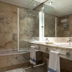 Aparto-Hotel Rosales ванная