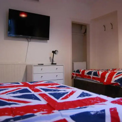 Отель Saint James Backpackers Стандартный номер с 2 отдельными кроватями фото 5