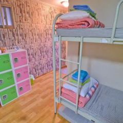 Отель Kimchee Hongdae Guesthouse Стандартный номер с различными типами кроватей фото 5