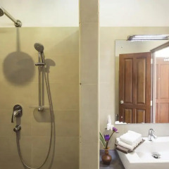 Отель Rockside Beach Resort 3* Номер Делюкс с различными типами кроватей фото 11