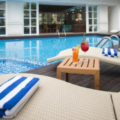 Отель Meliá Kuala Lumpur Малайзия, Куала-Лумпур - отзывы, цены и фото номеров - забронировать отель Meliá Kuala Lumpur онлайн бассейн
