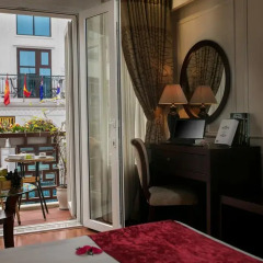 Отель Paradise Hang Bac 3* Представительский номер