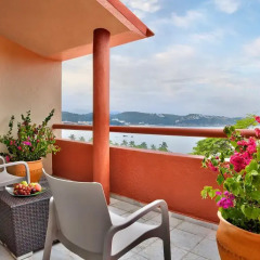 Отель Las Brisas Huatulco 4* Полулюкс с различными типами кроватей фото 2
