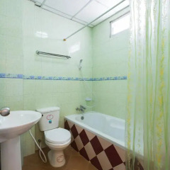 Отель Magnific Guesthouse Patong ванная